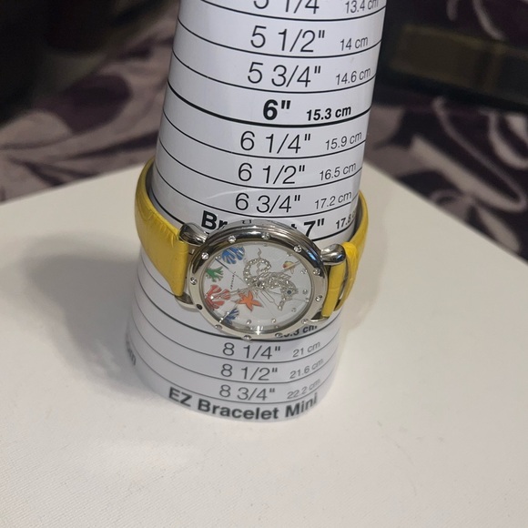 ♦️ Yellow Leather Strap Women's Watch - Picture 5 of 5